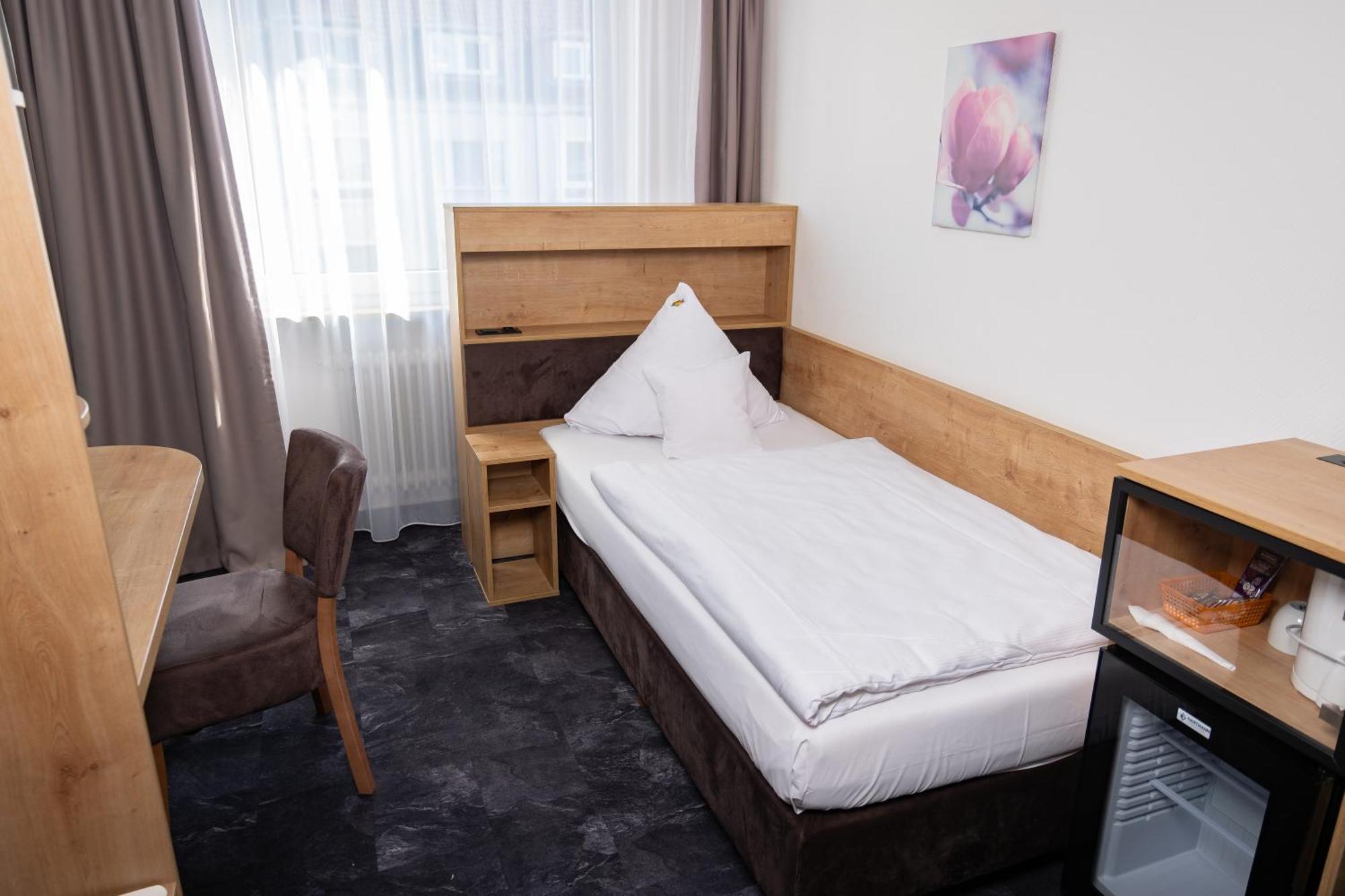Hotel Alpha Hannover Exterior photo